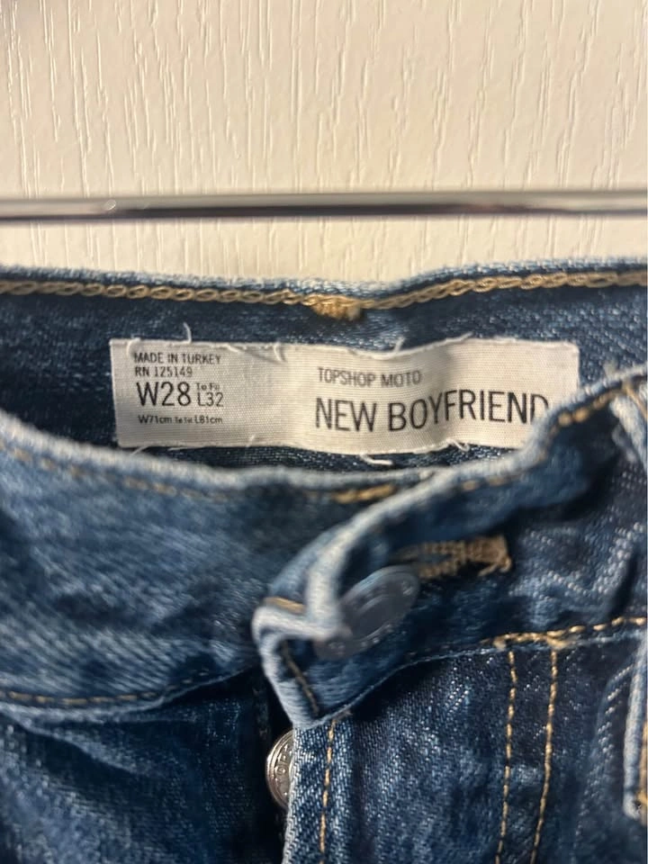 Topshop Moto New Boyfriend Jeans W28 L32 - photo 3