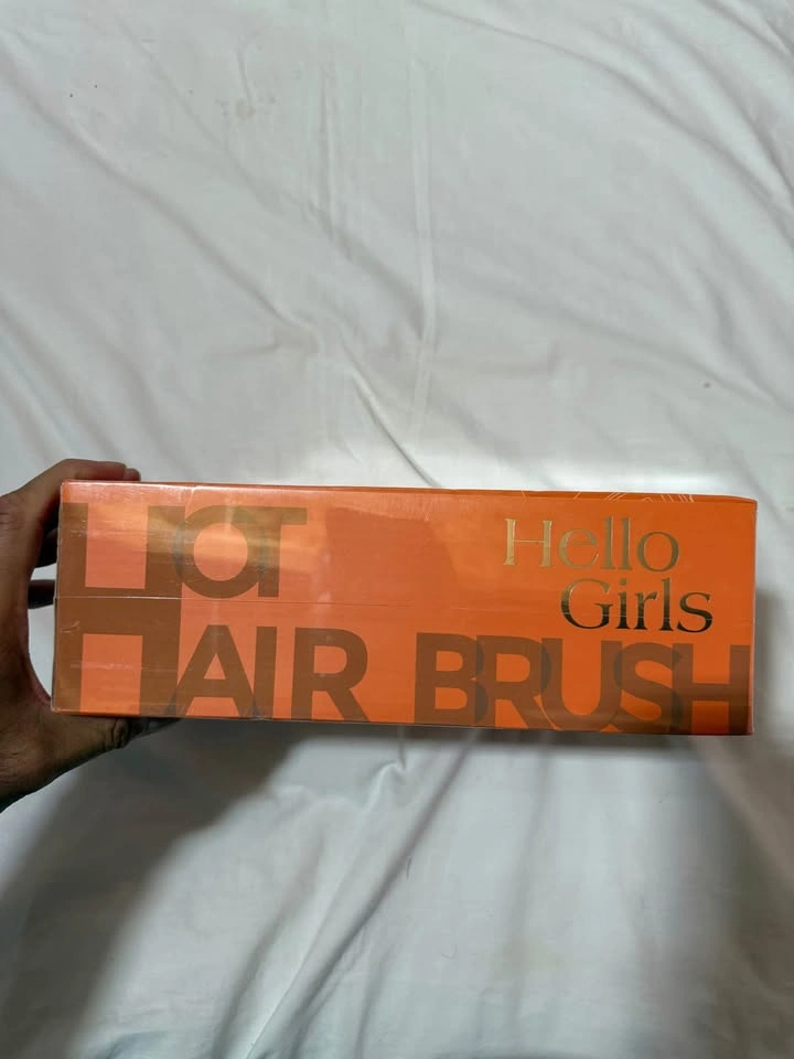 4-in-1 Hot Air Brush Blow Dryer & Hair Volumizer - photo 5
