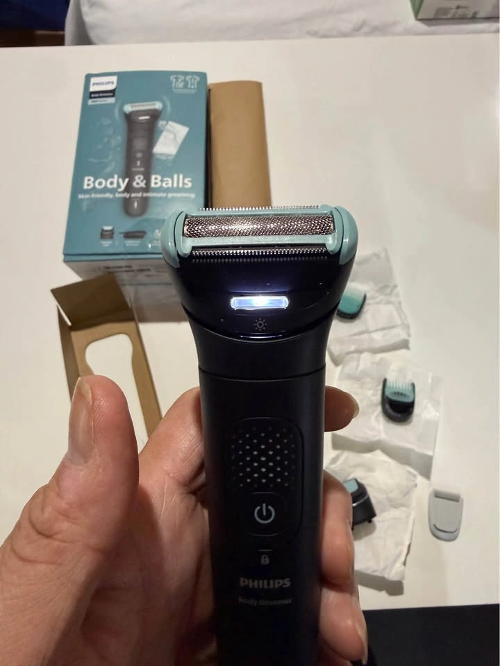Philips Body Groomer 7000, Interchangeable Heads, Black - photo 3
