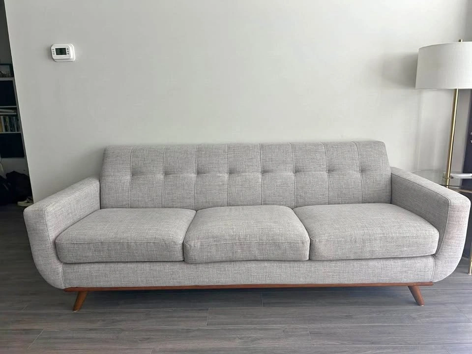 Kort & Co. | Sofa - Dove White (The Brick)