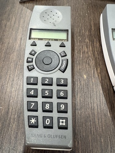 Bang & Olufsen BeoCom Phone Lot 4 Handsets + Bases UNTESTED - photo 3