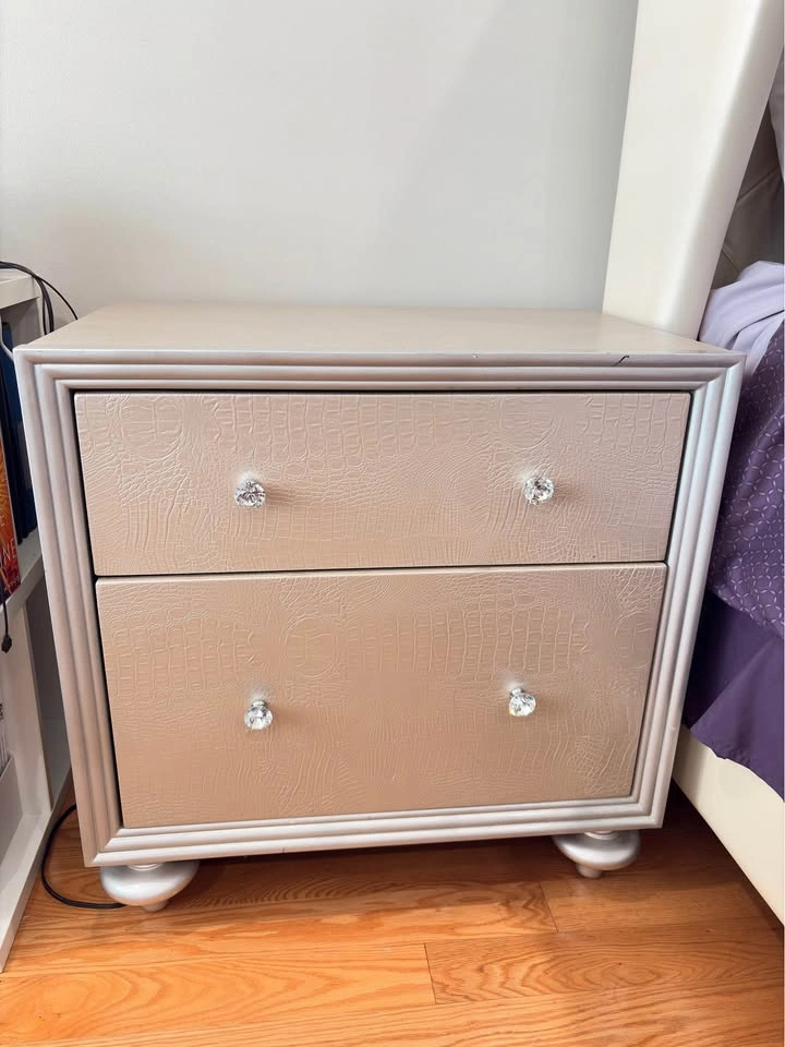 Queen Bedroom Set – Bed + 2 Nightstands + Dresser + Tallboy - photo 5
