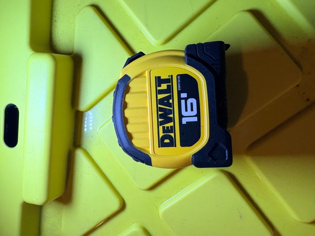 DEWALT 16' Tape Measure