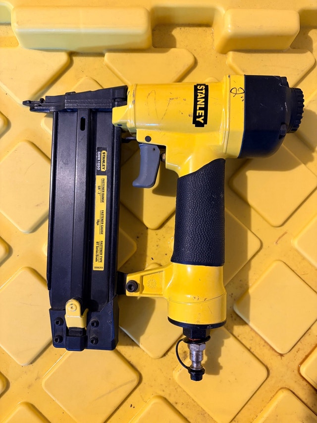 Stanley SWK1850 Brad Nailer