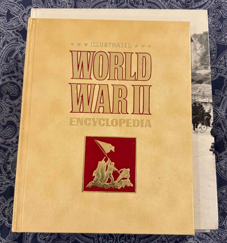 Vintage WWII History Books – Time-Life & Encyclopedia – 6 Books - photo 3