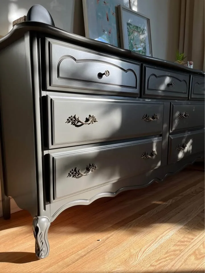Elegant French Provincial Style Dresser image indicator(2)