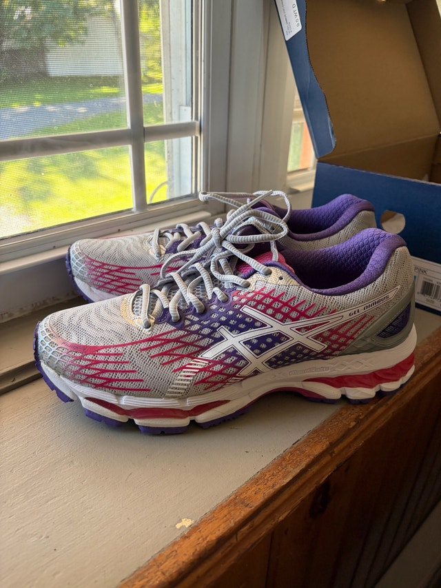 ASICS GEL-NIMBUS 17 WOMEN’S RUNNING SHOES – BRAND NEW