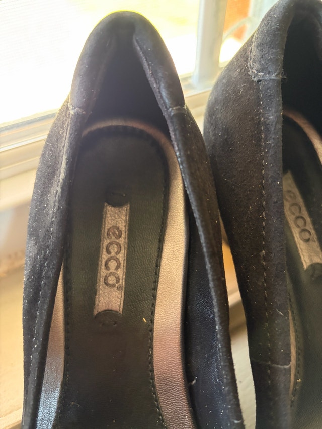 ECCO Black Suede Pumps – EU 38 / Women’s 7–7.5 - photo 2