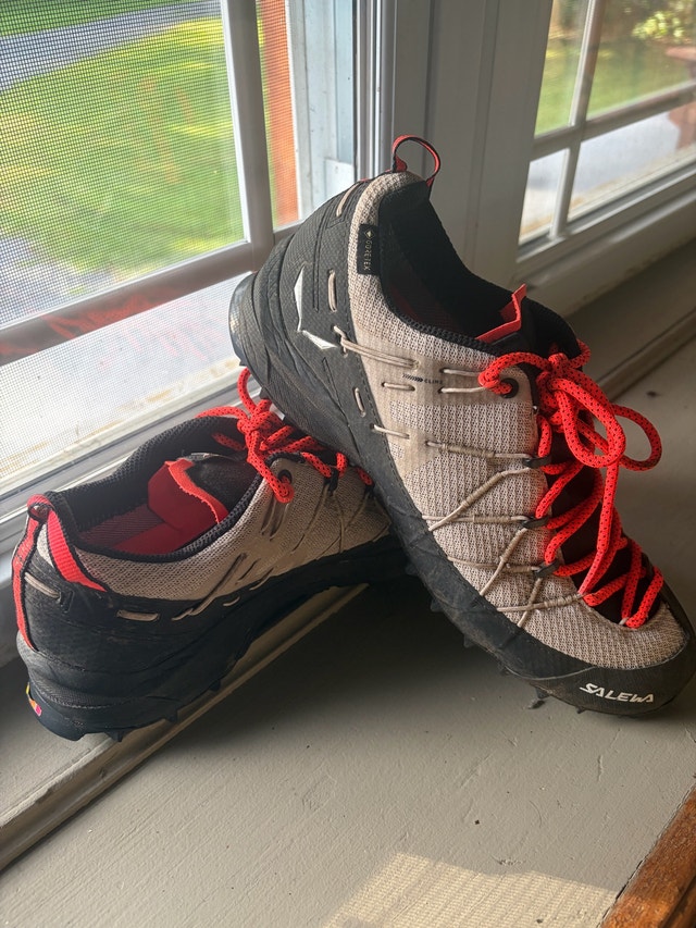 SALEWA Wildfire 2 GTX Women’s Hiking – Size 7.5 - photo 4
