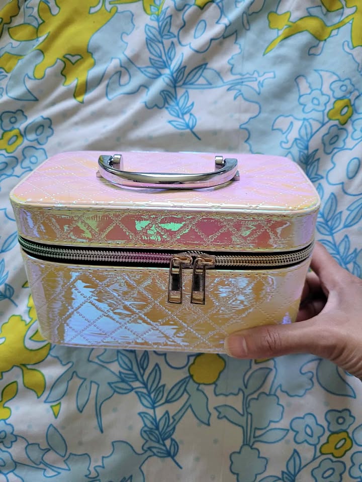 Makeup box organizer from dollarama(with tag)