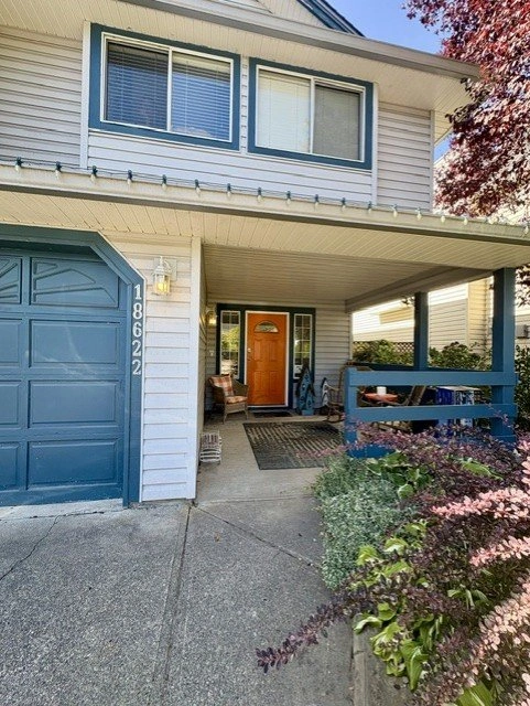 3 Beds 3 Baths - House - photo 2