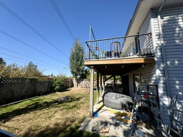 3 Beds 3 Baths - House - photo 4