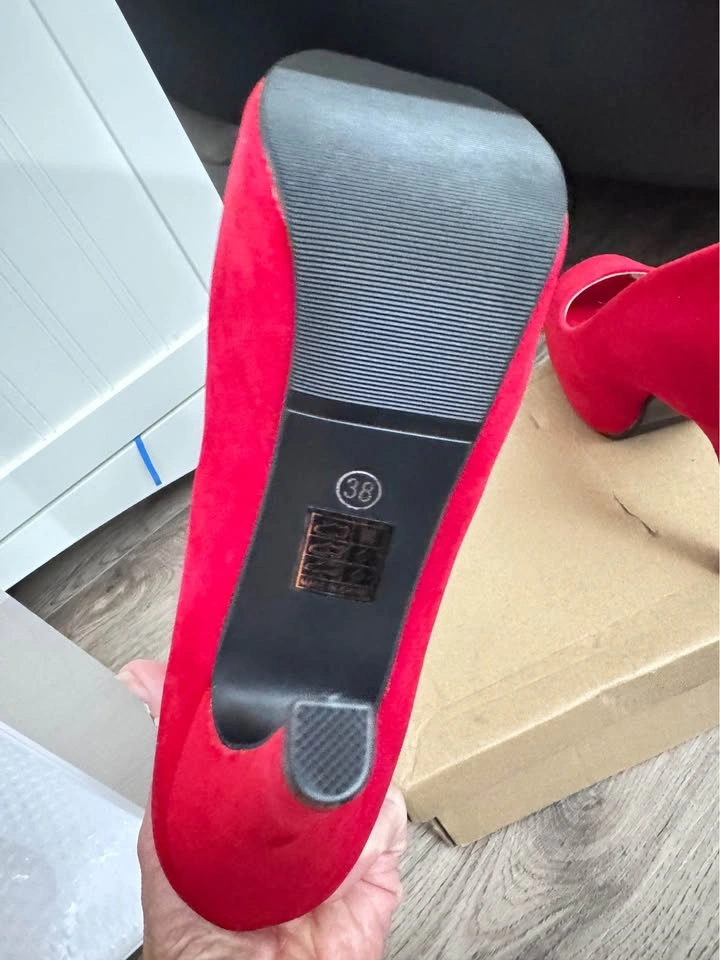 Red Peep toe Heels - photo 4