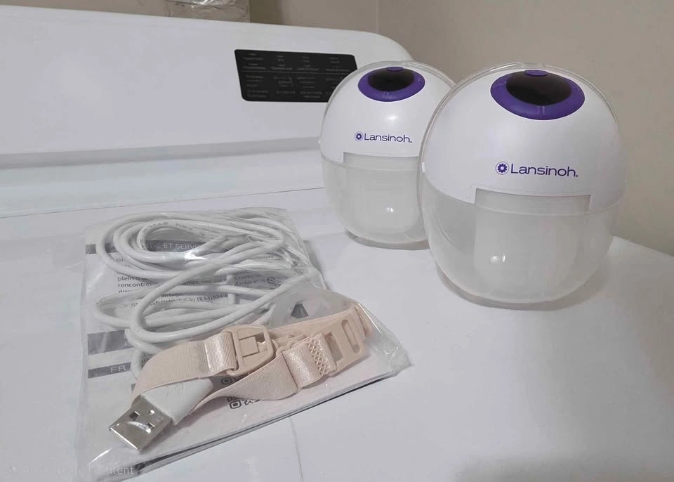 Brand New Breast Pump with Accessories (No Box) - photo 3