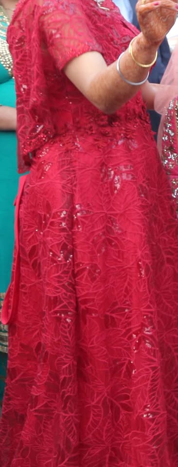 Long party wear for women - photo 3