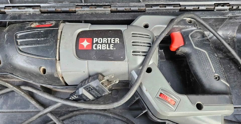 Porter-Cable 8.5 Amp Reciprocating Saw with Case - photo 2