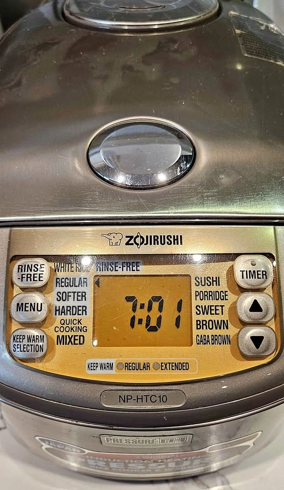 Zojirushi Pressure Induction Heating Rice Cooker
