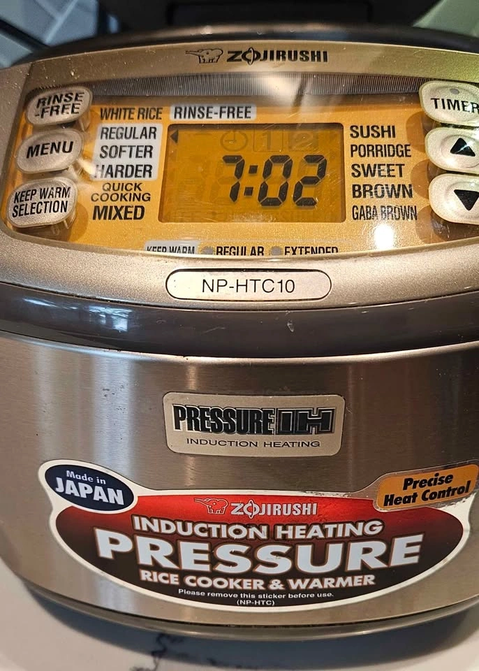 Zojirushi Pressure Induction Heating Rice Cooker - photo 3