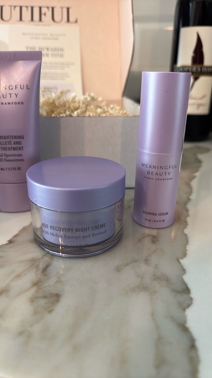 Meaningful Beauty by Cindy Crawford Full Size Skincare Set NEW - photo 4