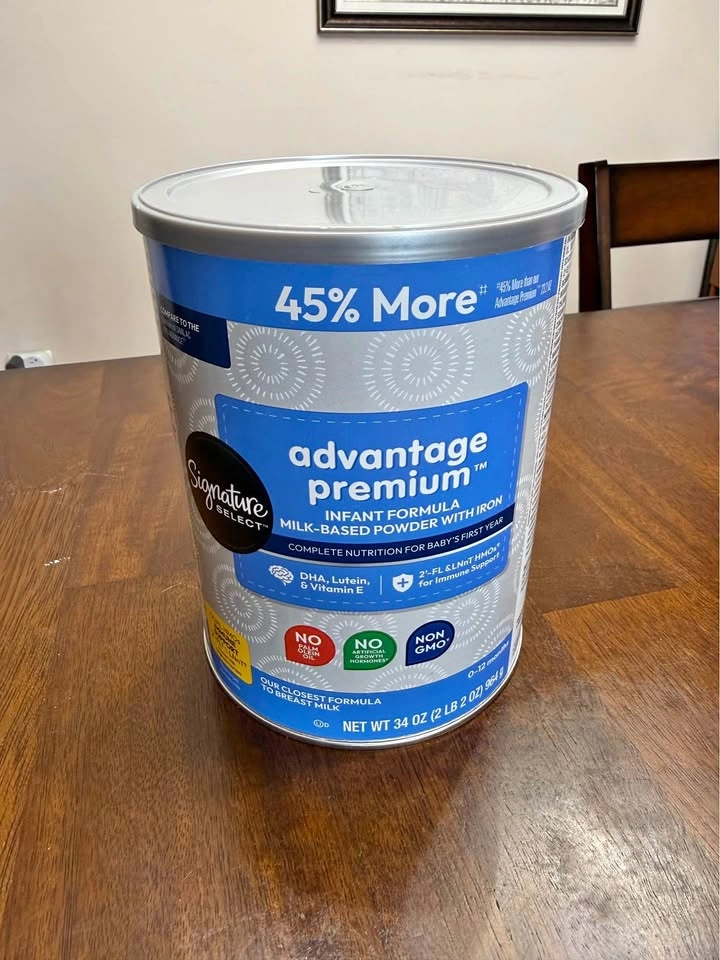 20 Cans of Signature Select Baby Formula
