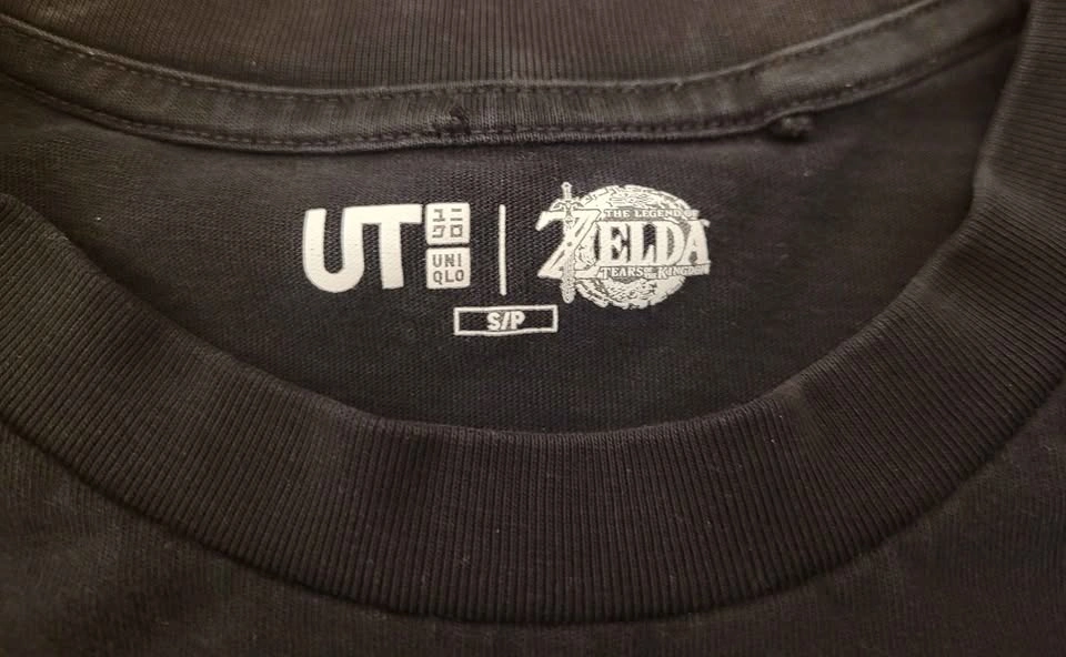 Uniqlo UT The Legend of Zelda: Tears of the Kingdom T-Shirt Smal - photo 3