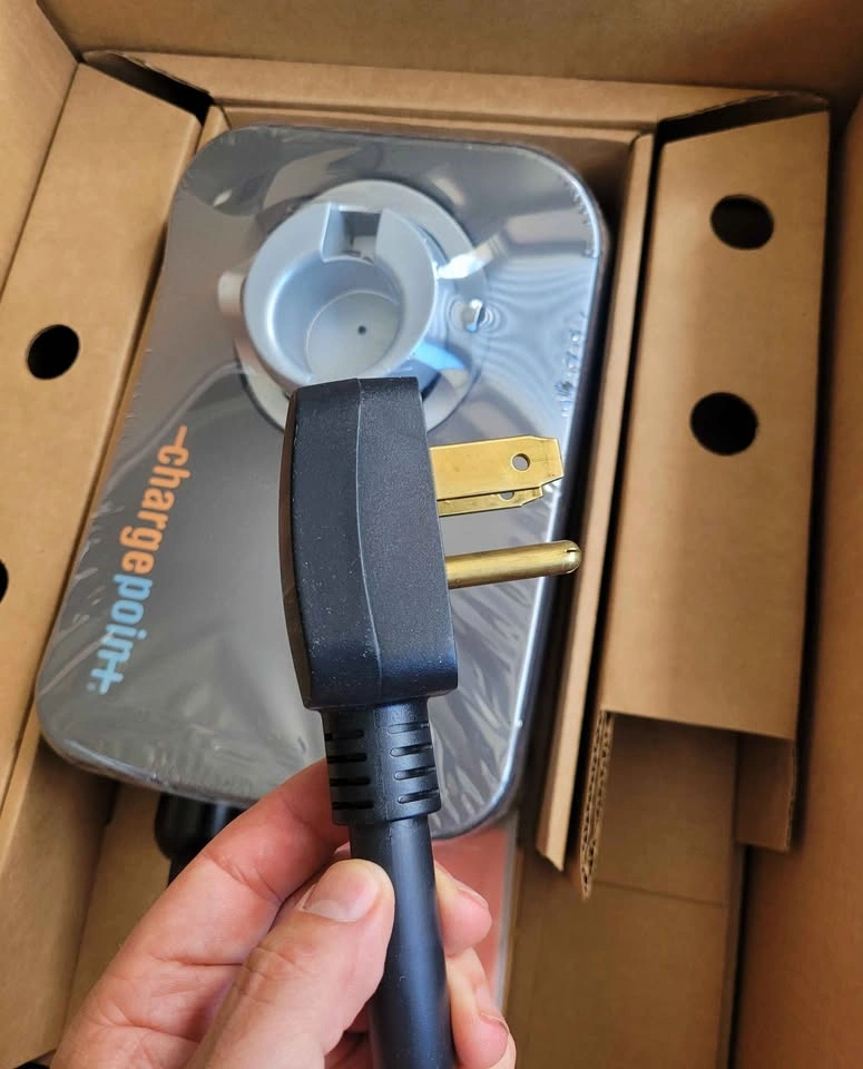 NEW IN BOX ChargePoint Home Flex EV Charger 6-50 CPH50 J1772 - photo 2