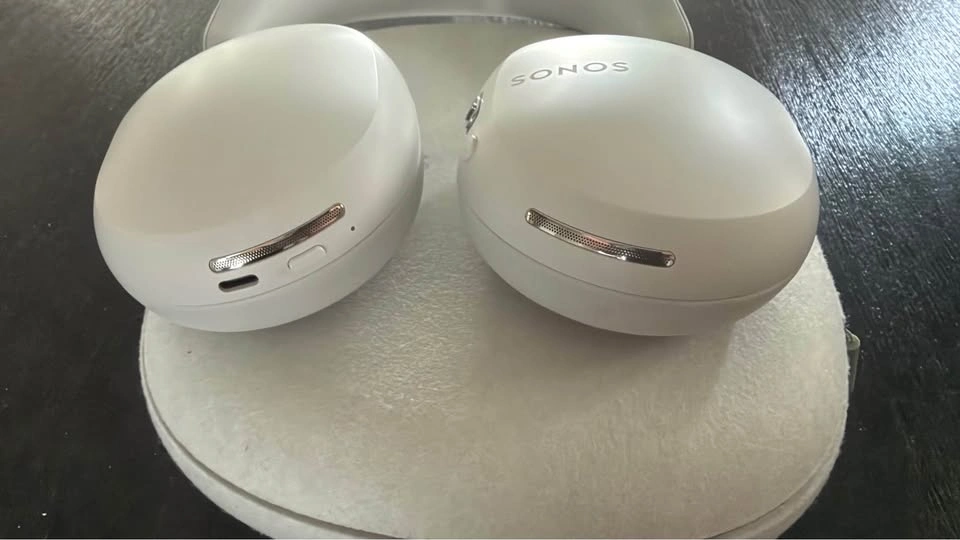 Sonos Ace Wireless Headphones - photo 3