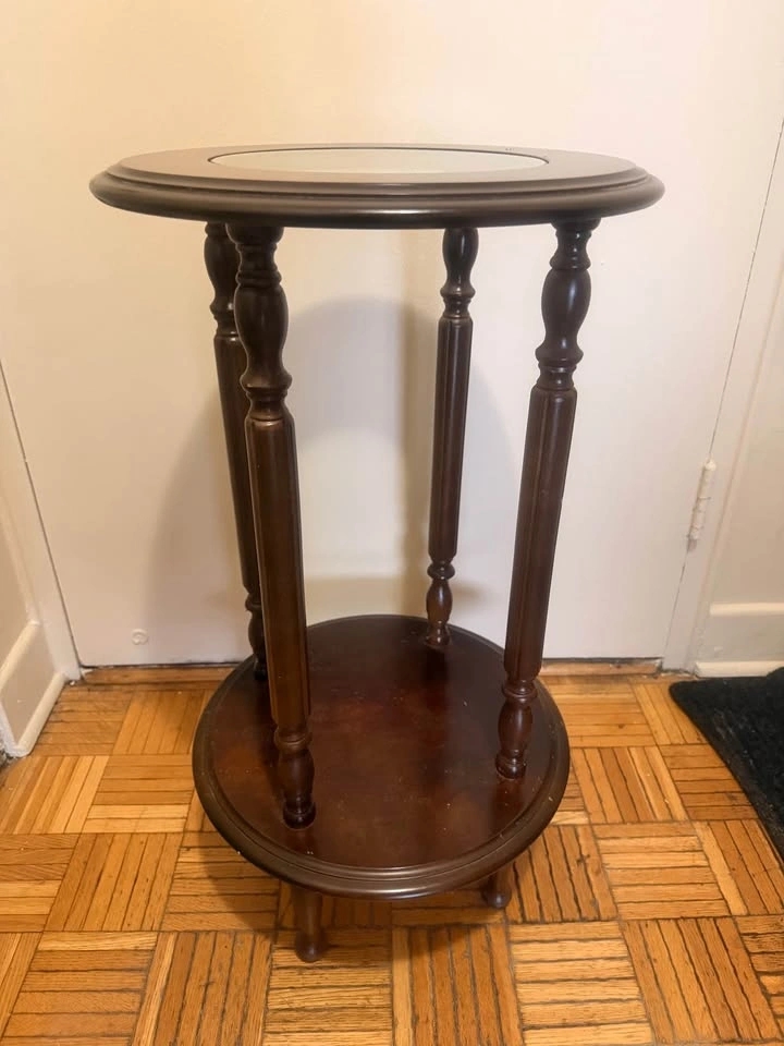 Elegant Round Wood Side Table with Glass Inlay - photo 2