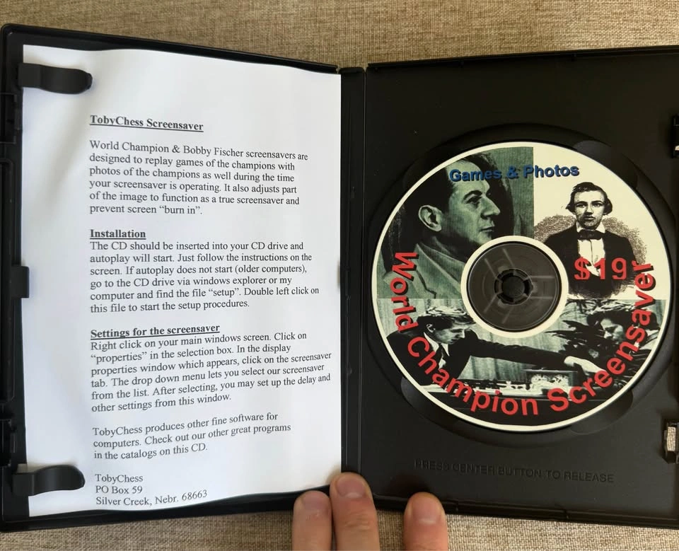 Vintage TobyChess World Champion Chess Screensaver CD-ROM - photo 3
