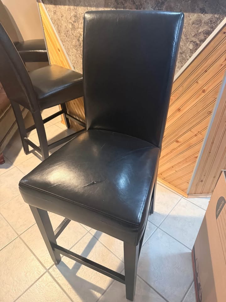 3 black bar/ island table chairs - photo 5