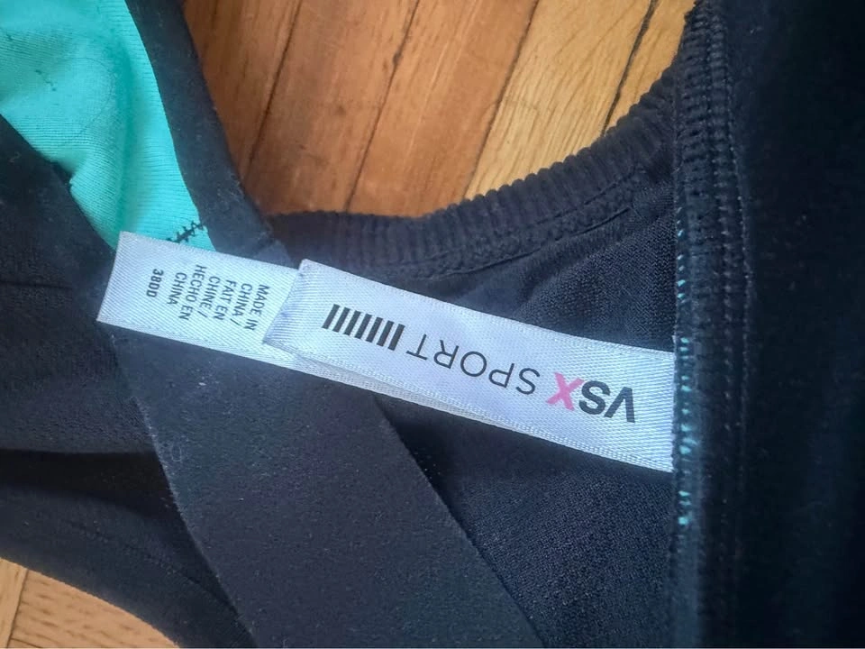 Victoria’s Secret Front-Zip Sports Bra - VSX Sport size 38DD - photo 4