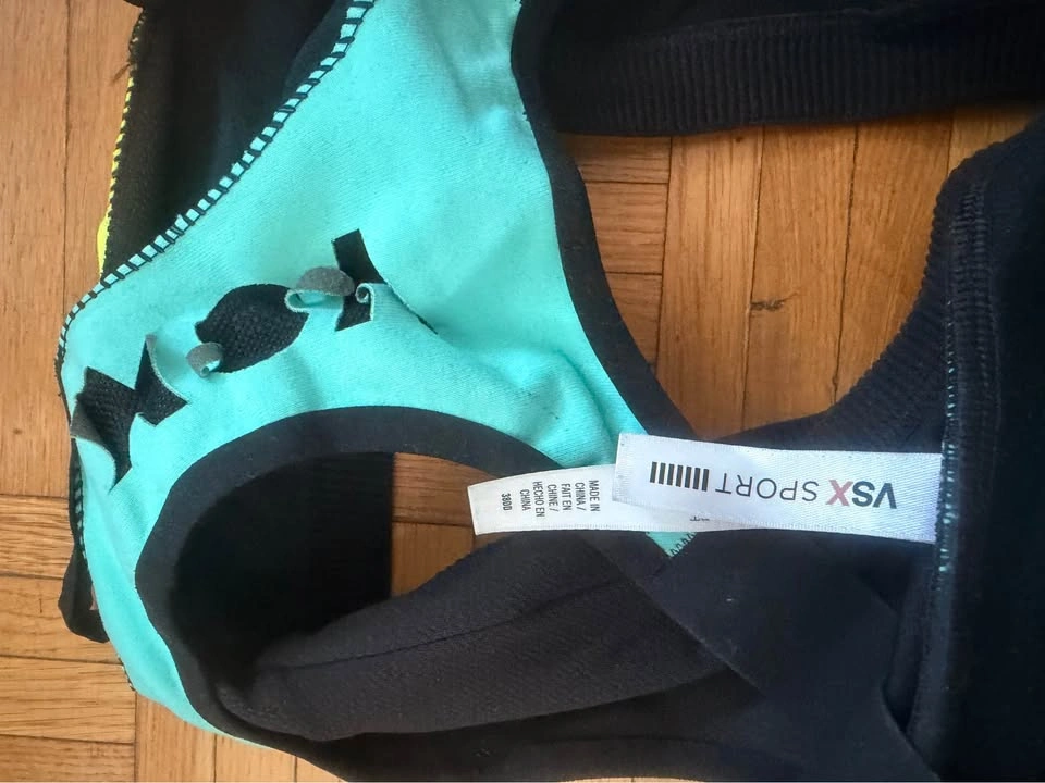 Victoria’s Secret Front-Zip Sports Bra - VSX Sport size 38DD - photo 5