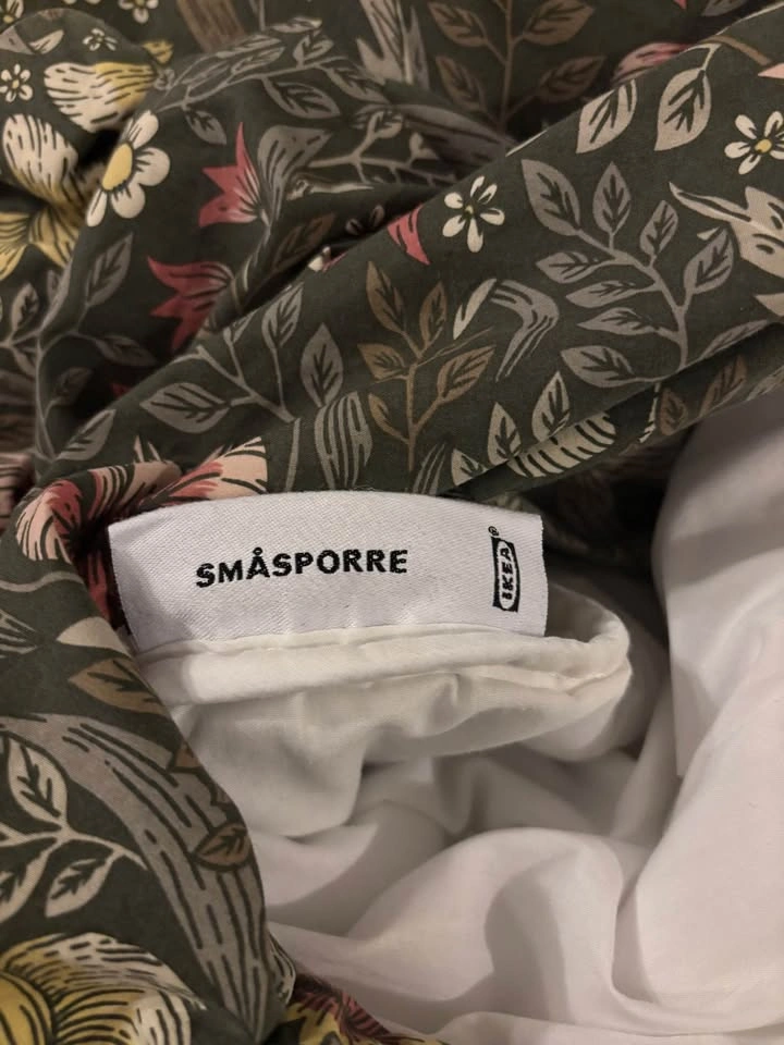 IKEA SMÅSPORRE Duvet and BRUDKRUSBÄR Duvet Cover Set - photo 3