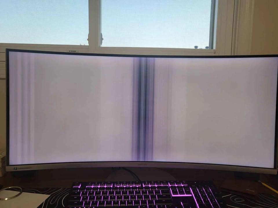 Samsung ultrawide monitor - photo 3