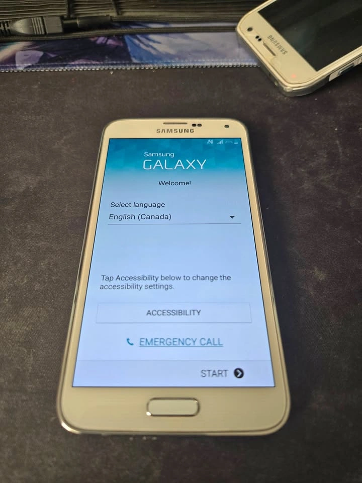 Samsung S5 | 16GB | White