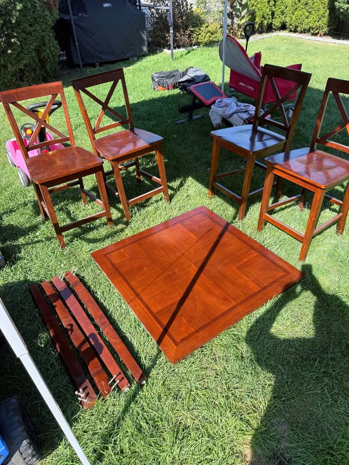 Breakfast table with 4 chairs - photo 2