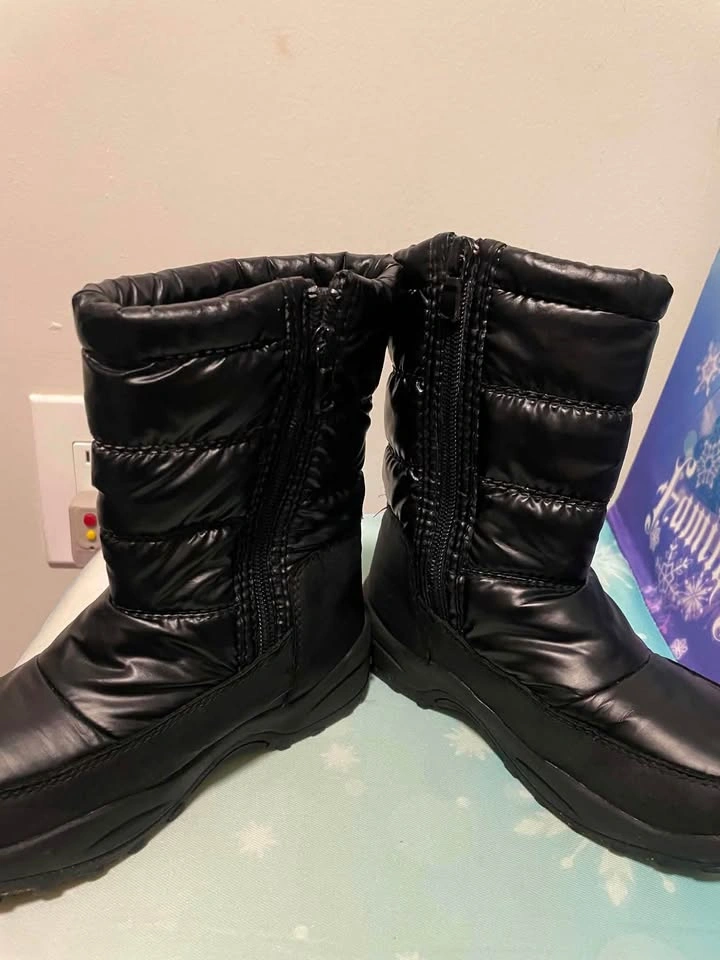 Elements Thinsulate Waterproof Winter Boots Size 13 - photo 2