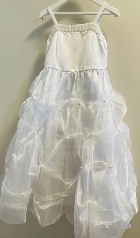 White dress/gown for 6-8 years old girl - photo 3