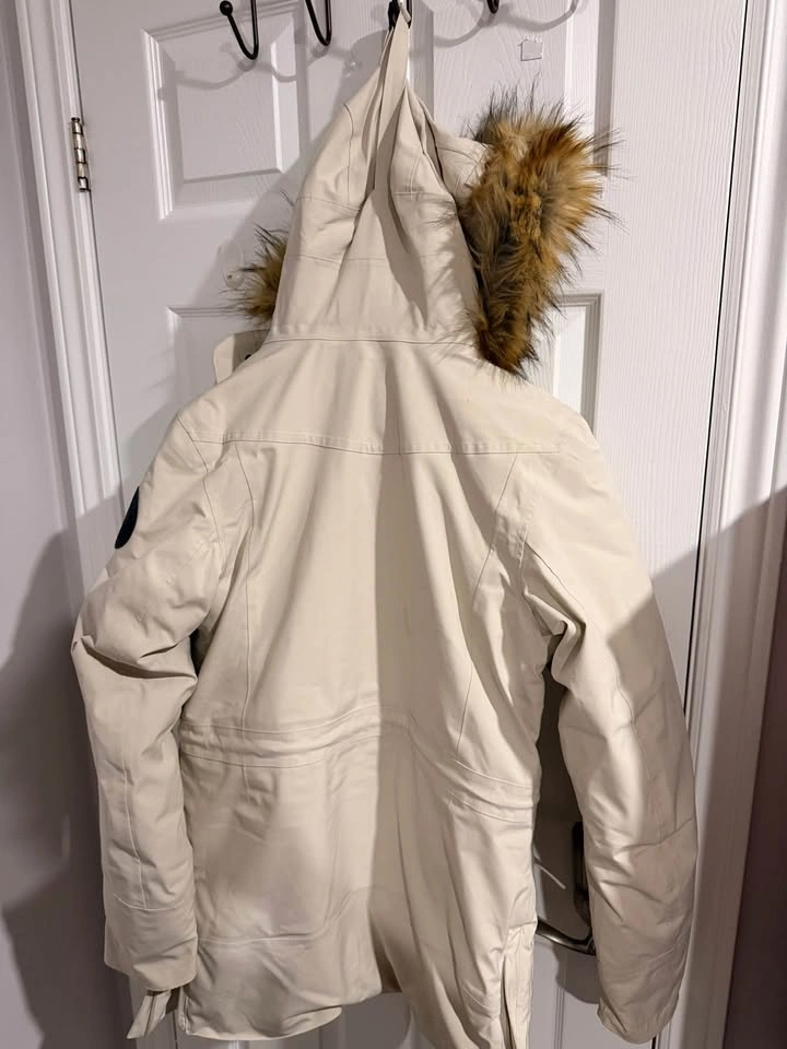 Quechua Winter Parka – Cream/Beige – Size M - photo 2