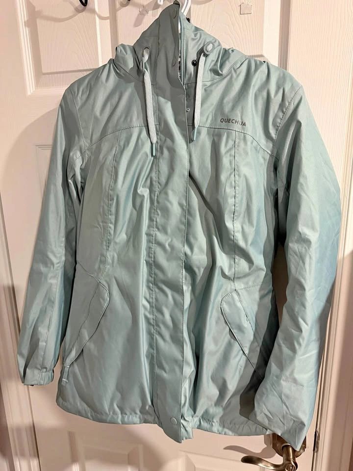 Quechua Women’s Hooded Winter Jacket – Light Blue – Size S