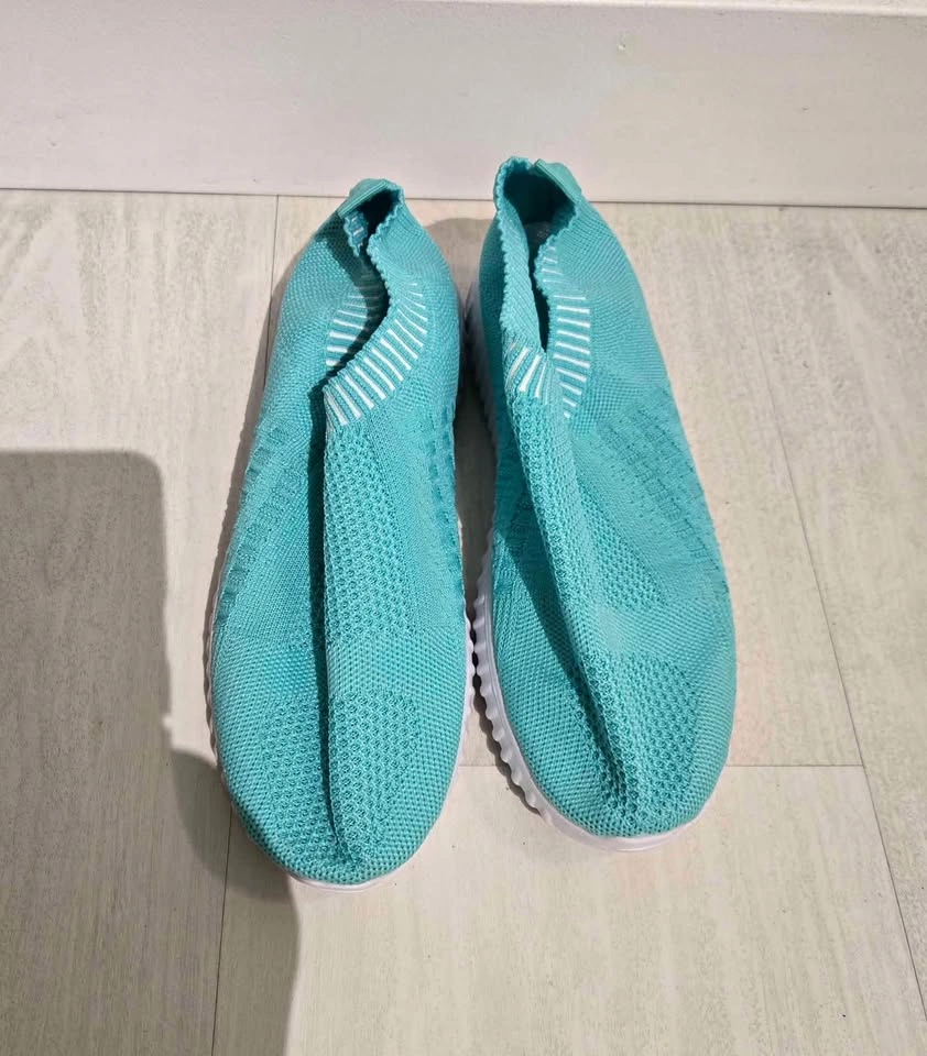 Women Shoes 9.5 (EU 40)