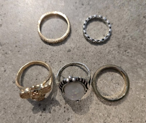 Costume Jewelry Women's Rings Lot of 5 Various sizes - photo 3