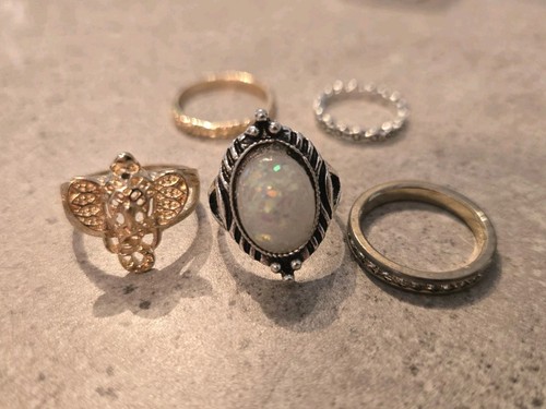 Costume Jewelry Women's Rings Lot of 5 Various sizes - photo 4