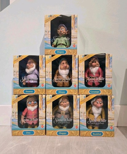 Disney Seven Dwarfs Color-Changing Toy Set