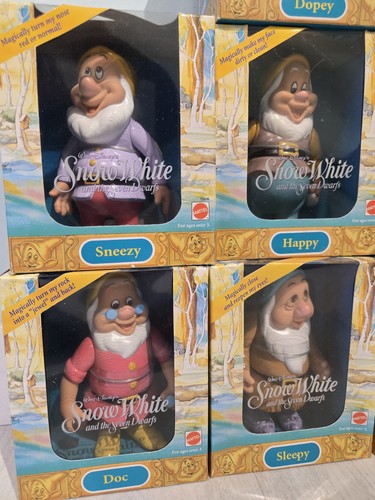 Disney Seven Dwarfs Color-Changing Toy Set - photo 2