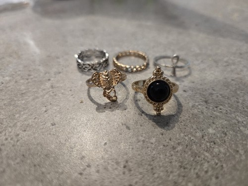 Costume Jewelry Women's Rings Lot of 5 Various sizes - photo 4