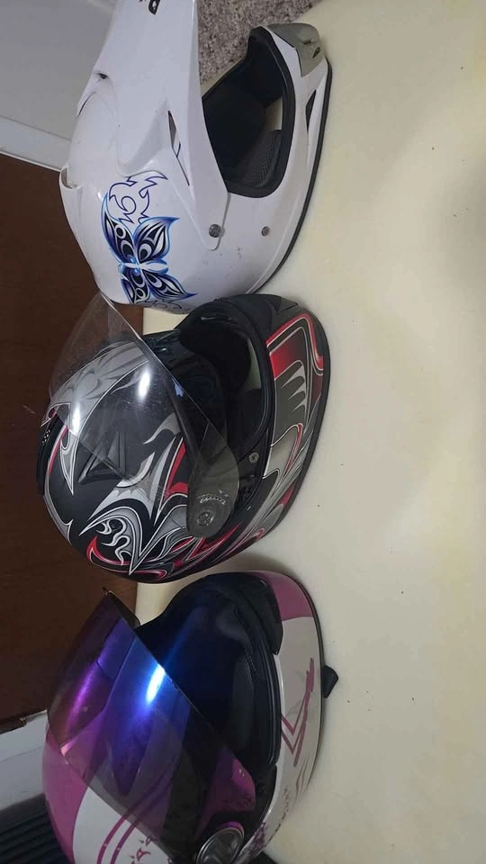 Bike helmets - photo 4