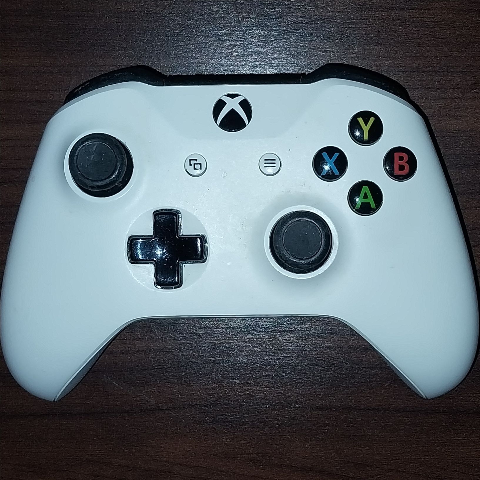 Official Xbox Wireless Controller – Robot White