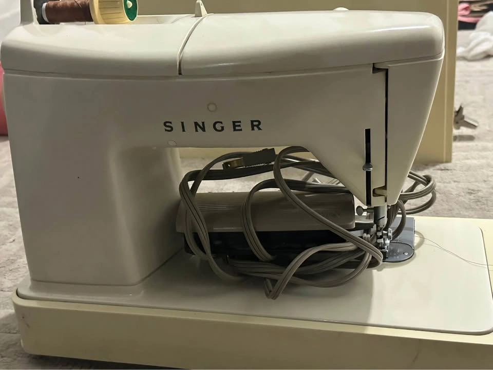 Vintage singer - photo 3