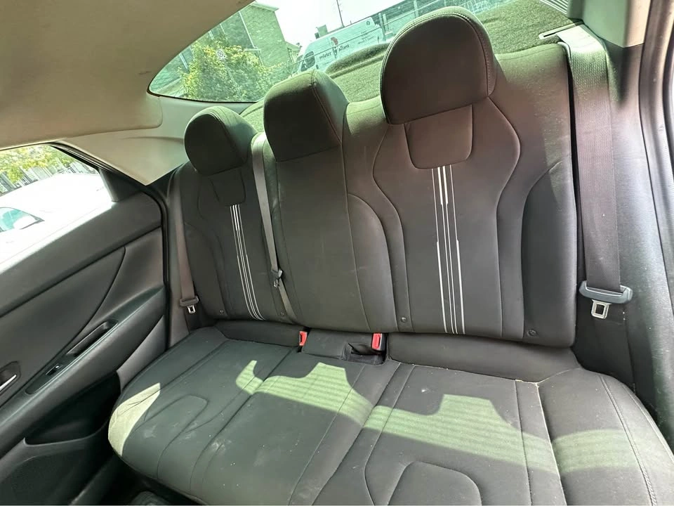 2021 Hyundai Elantra - photo 4